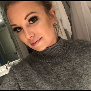 Meet your Posher, Charlene